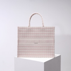 Christian Dior Shopping Bags